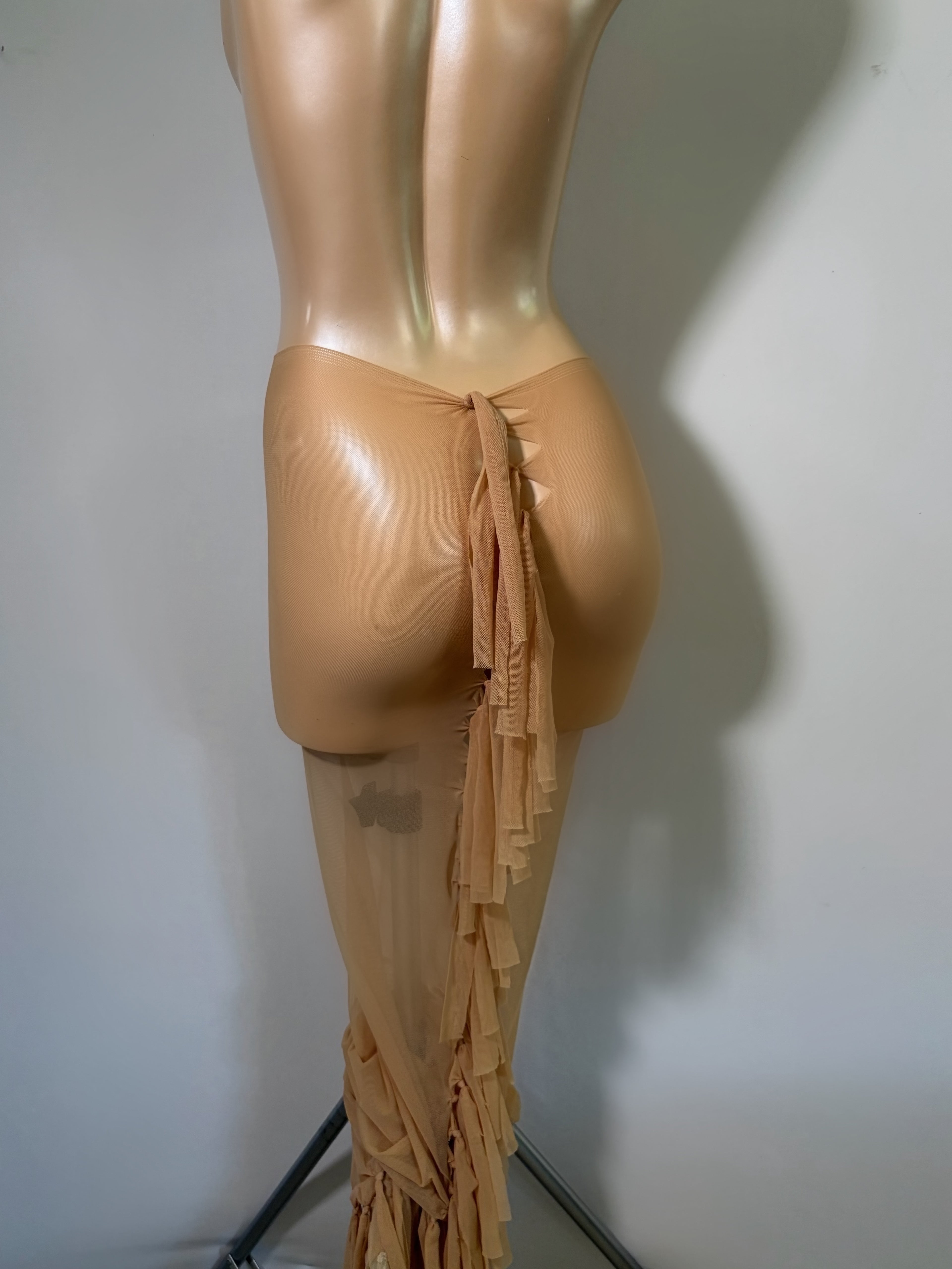 FORM 002 — THE UNMADE DRESS.